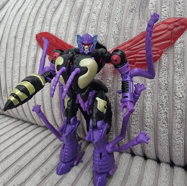 Transformers Legacy Buzzworthy Bumblebee Creatures Collide 4 Pack Image  (17 of 30)